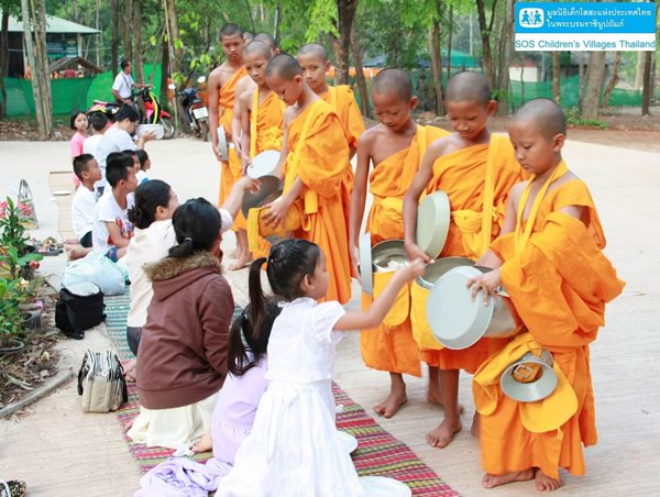 สามเณรน้อยบำเพ็ญตน