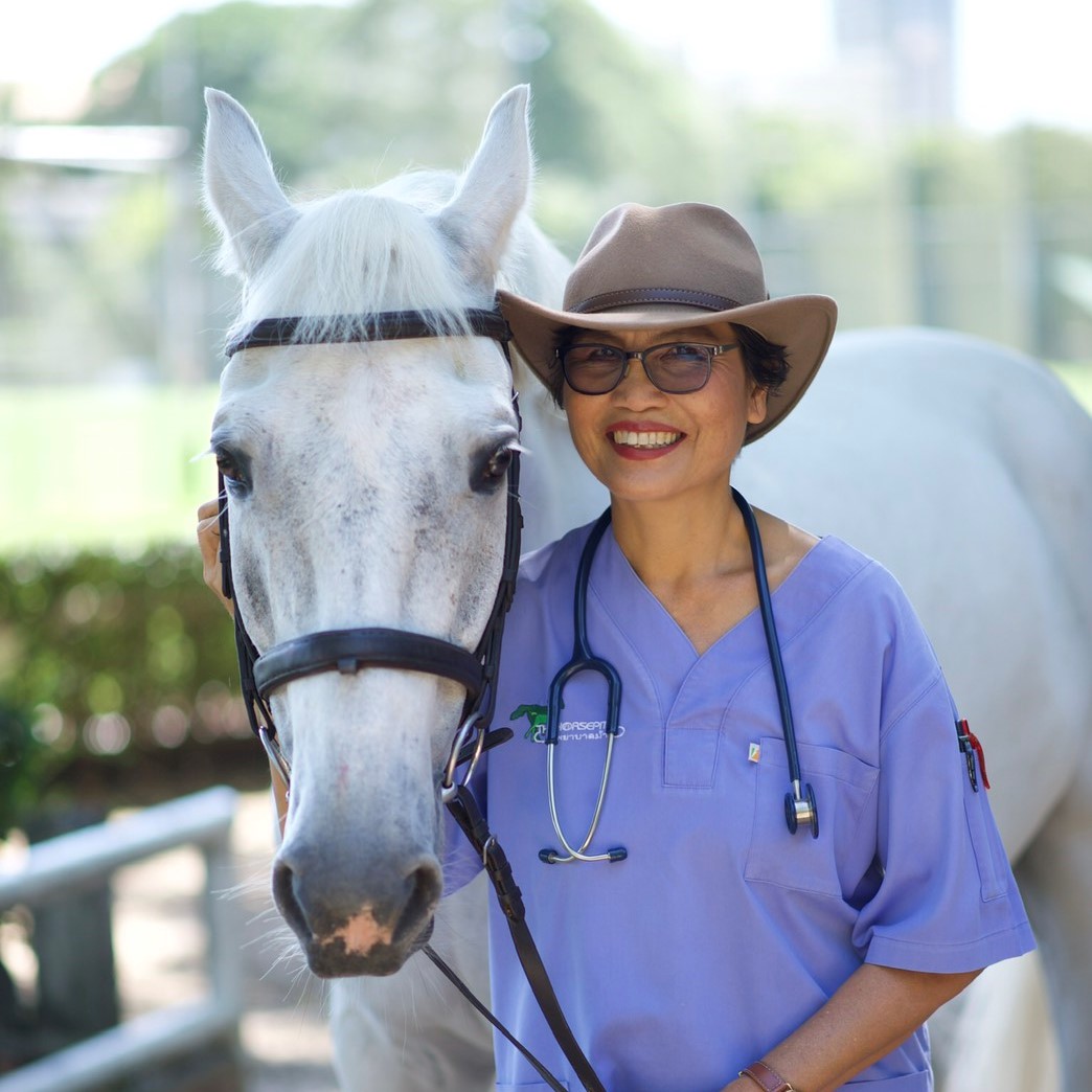 คุณศิรยา ชื่นกำไร