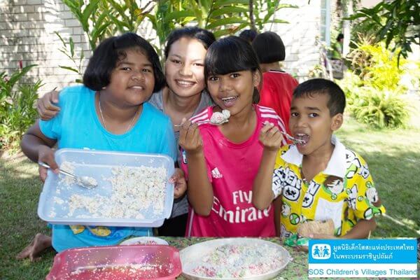 พิถีพิถันกับขนมไทยแสนอร่อย