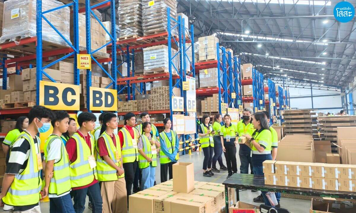 ครบรอบ 10 ปี DHL Thailand และ มูลนิธิเด็กโสสะ - ส่งเสริมเพิ่มทักษะให้กับเยาวชน - 03
