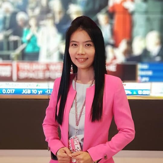 คุณศศินา ชยศาสตร์ 