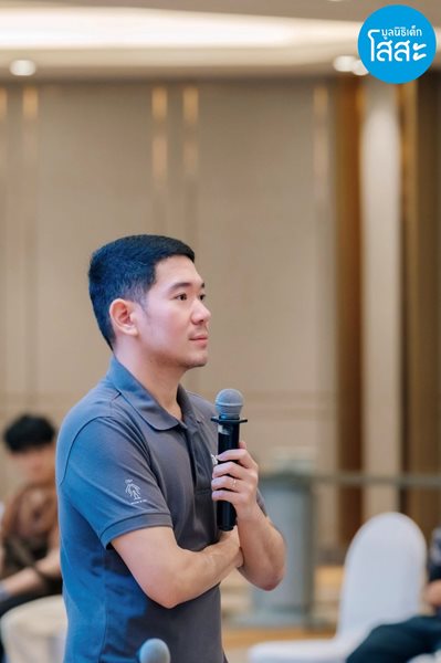 คุณคริส มานิตยกุล Marketing and Communication Manager, TKE Thailand