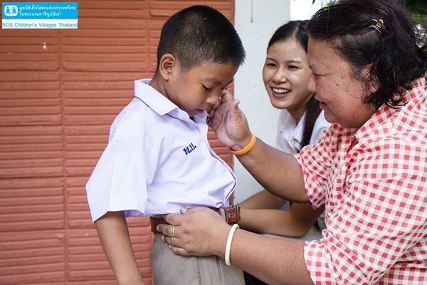 แม่พระผู้เสียสละ หมู่บ้านเด็กโสสะ