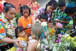 SOS-Songkran-2025 ครอบครัวโสสะวันสงกรานต์