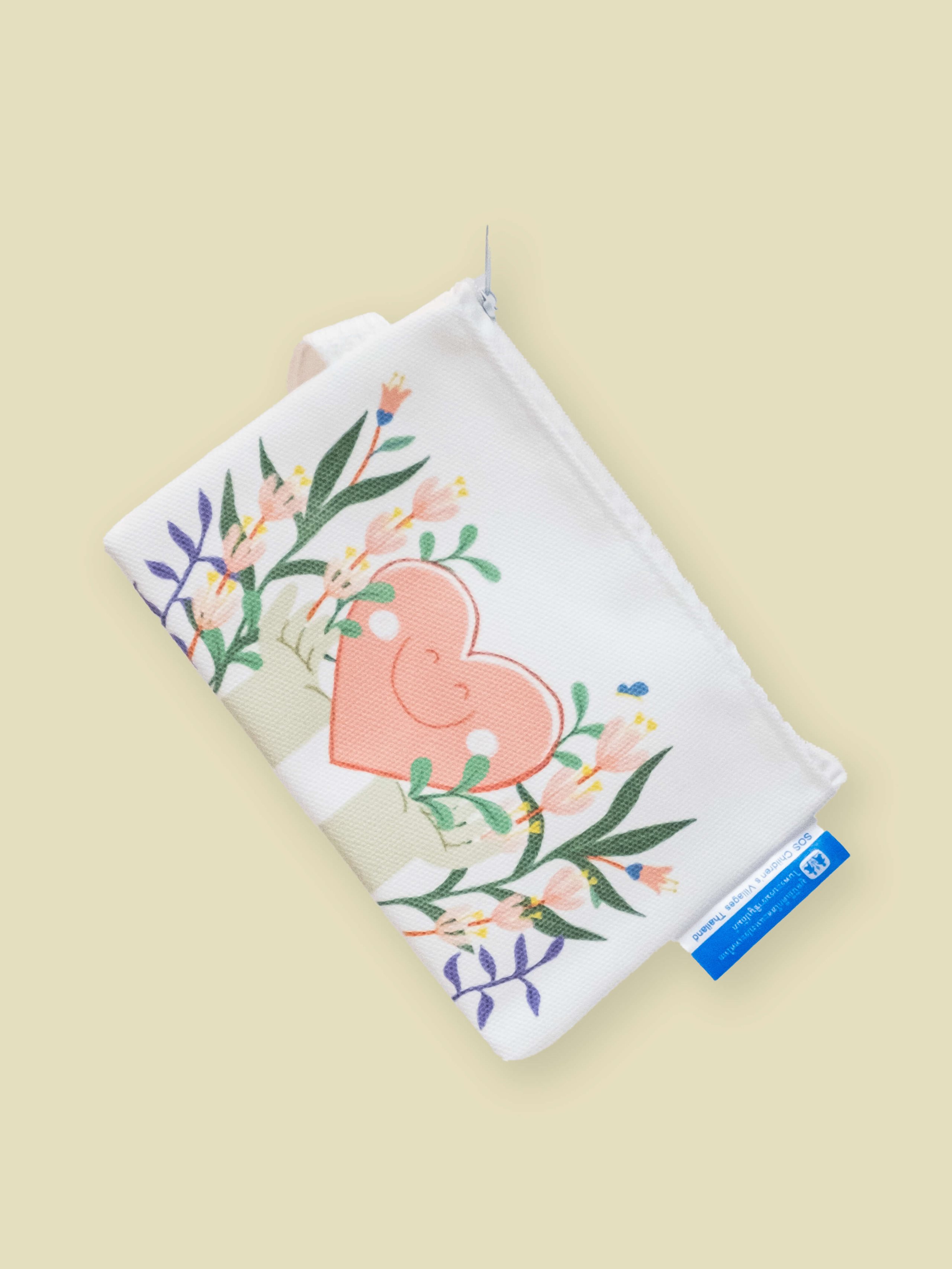 มูลนิธิเด็กโสสะฯ- กระเป๋าผ้าแคนวาส โอบอุ่น ใบเล็ก SOSproducts-Go grow with love bag-small-04