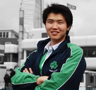 คุณสิทธิโชค โล่ภิญโญสิริ